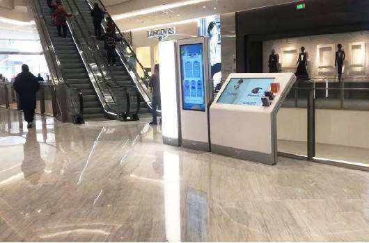 在選擇廣告機廠家的時候需要留心的地方有哪些？